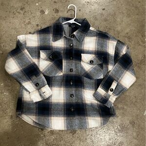 Women's E&M Plaid Button Down Shirt Jacket - Black and Tan